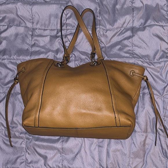 Vince Camuto bag - Picture 5 of 11
